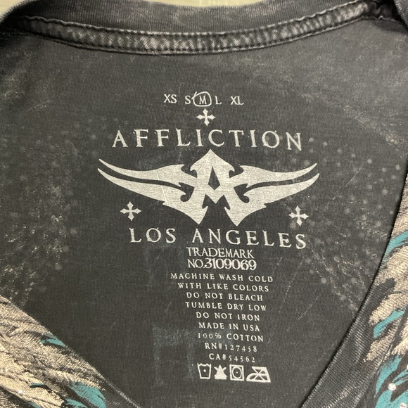 Affliction Women’s V-Neck Blue/Gray Graphic T-Shirt - Picture 3 of 6